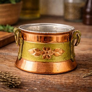 Mini balde de cobre vintage rústico com alça de latão e revestimento interno de alumínio, 12 cm, decoração para casa dos anos 90.