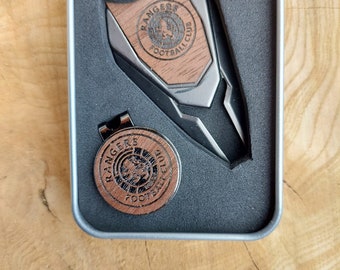 Personalised Golf divot repair tool and ball marker gift set.