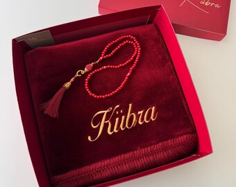 Personalized Islamic Gift Set in Burgundy, Embroidered Prayer Mat with Name, Islamic Gift, Muslim Gift for Eid and Ramadan