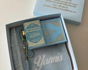 Personalized Islamic Gift Set, Sky Blue, Embroidered Prayer Mat with Name, Gift for Ramadan, Eid and Birth