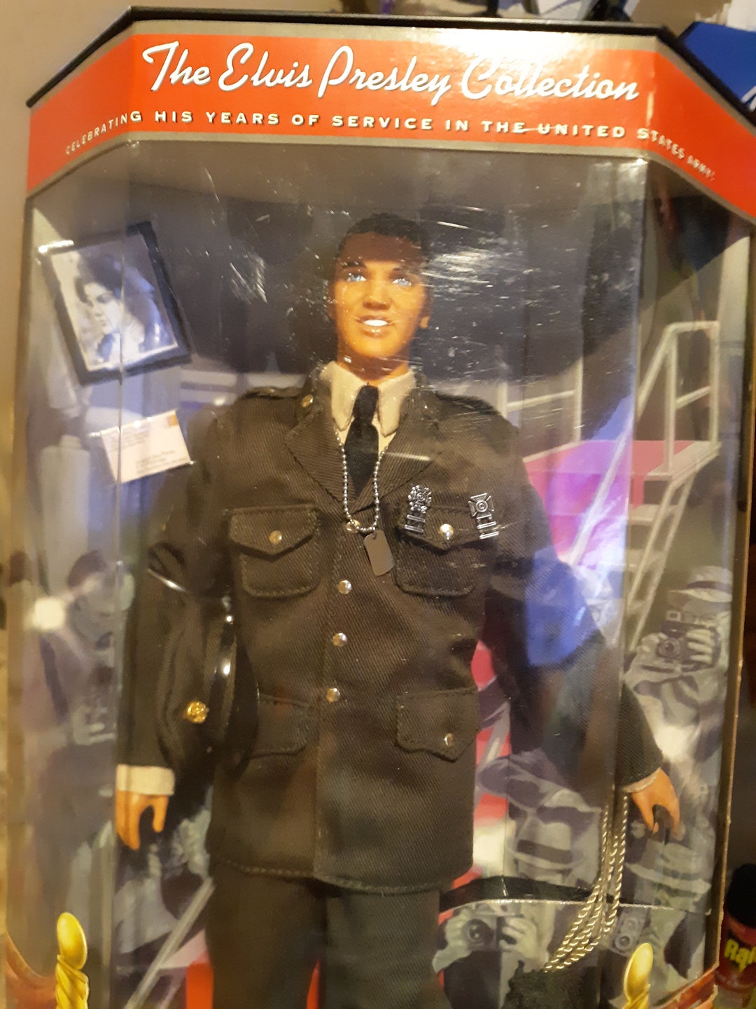 Vintage 1999 Elvis Presley the Army Years Doll, NIB Brand New never Opened