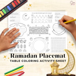 Puede incluir: Un mantel individual blanco de Ramadán con actividades para colorear, que incluyen trazos, búsquedas de palabras y indicaciones de dibujo. El mantel individual presenta el texto "Ramadan Mubarak" y "Ramadan Placemat Table Coloring Activity Sheet."