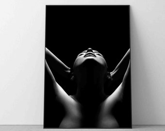 Naked Women female silhouette Poster Print, Black White Wall Art Decor Bedroom Bathroom Wall Decor Photography Minimalist housewarming Gift