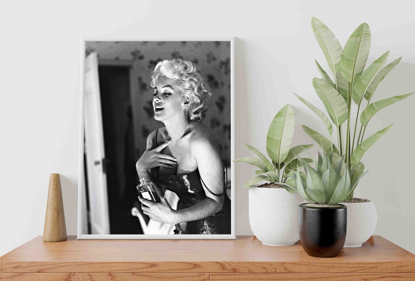 Marilyn Monroe Perfume Poster, Vintage Black and White Print Actress ...
