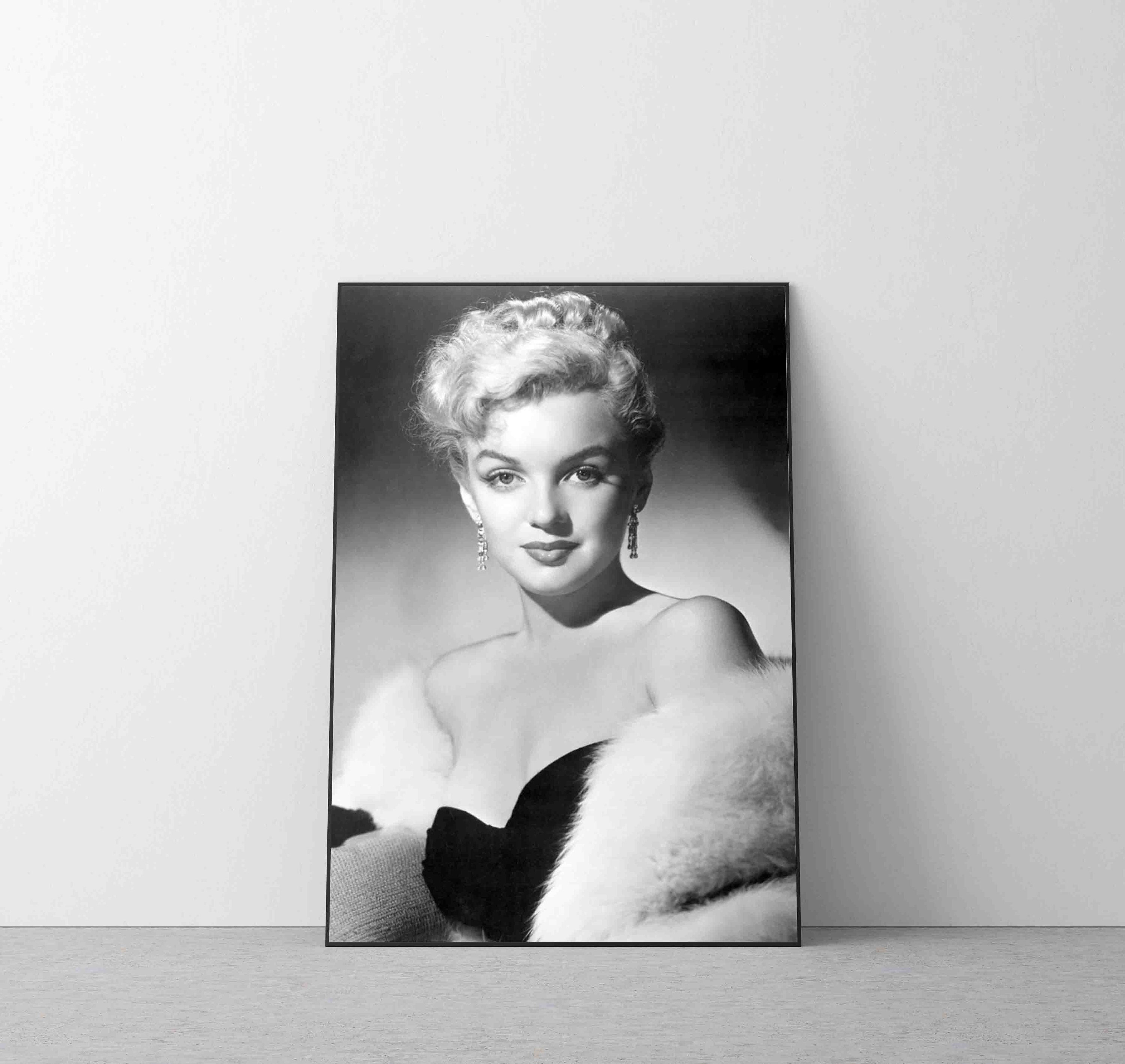 Marilyn Monroe Poster, Vintage Black and White Print Actress Designer ...