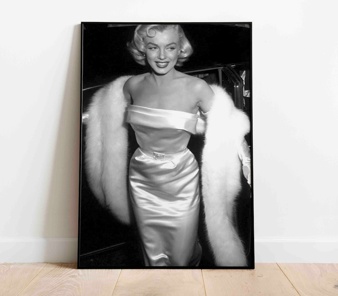 Marilyn Monroe Poster, Vintage Black and White Print Actress Designer ...