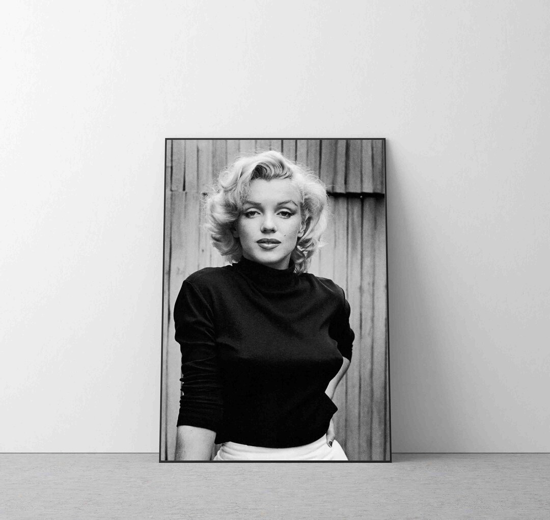 Marilyn Monroe Poster, Black and White Print Actress Designer Fashion ...