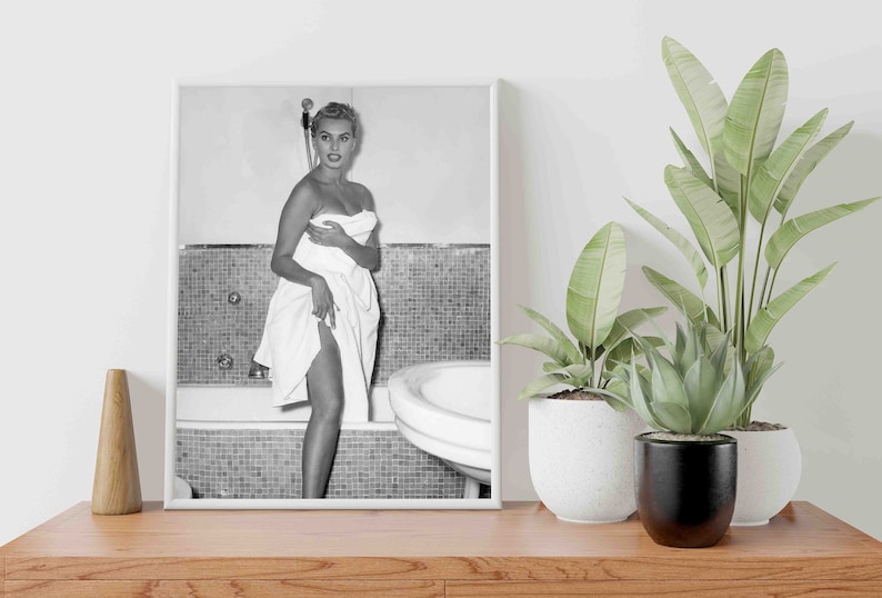 Sophia Loren Poster Print Black and White Nude Bathtub - Etsy