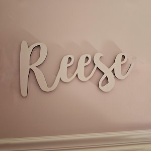 Letrero de madera personalizado con nombre recortado, arte de pared con letras, decoración de pared para guardería hecha a mano, letrero con nombre personalizado, decoración para habitación infantil