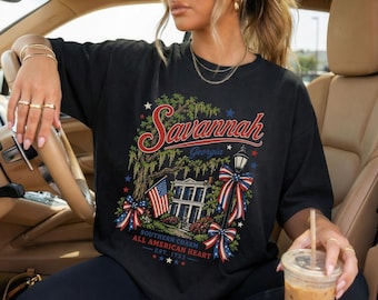Savannah Patriotic Vintage Mansion T-shirt | American Flag July 4th | Savannah GA USA Shirt | Georgia Independence Day Tee | Freedom