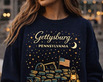 ゲティスバーグ ペンシルベニア 大砲とアメリカ国旗 スウェットシャツ | 1863 年の夜景 | ゲティスバーグ PA シャツ | 南北戦争 | USA アメリカ セーター