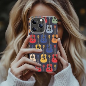 Custodia colorata per telefono a forma di chitarra, regalo musicale per musicisti, accessorio per chitarristi, cover unica per telefono, regalo per festival e compleanno