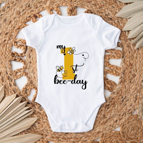 It's My First Bee Day Bodysuit, Baby Birthday Onesie, Baby First Birthday Party Gift, Cute Bee Baby Onesie, Bee Theme Birthday Boy Girl Tee