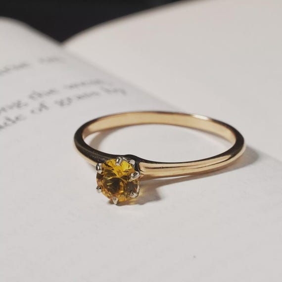 Classic Solid Gold 9ct / 14ct / 18ct Solitaire Pr… - image 2