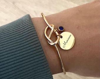 Personalisiertes Armband mit gravierbaren Medaillons und Geburtsstein – Personalisierter Armreif – Babygeschenk aus Edelstahl