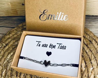 Aunt pregnancy announcement with stainless steel bracelet and message: you're going to be an Aunt in a pretty box - aunt gift - announcement