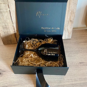 Regali per padrino, madrina, comunione, testimone di nozze, compleanno Bicchiere su supporto o flute personalizzati riutilizzabili con o senza scatola.