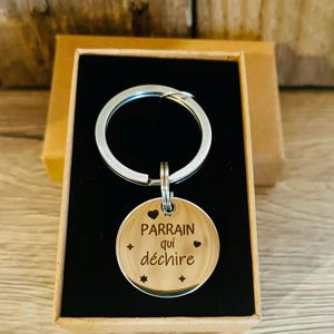 Engraved metal key ring, ideal gift, Customizable key ring, End of year gifts, text of your choice - Godfather-godmother-mom-dad