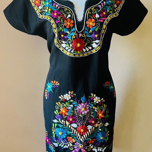 Embroidered Floral dress, Vestido Quimono, Vestido Bordado, Floral dress, Summer Dresses, Ropa Artesana,