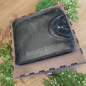 Vegan Leder Herren Geldbörse / Mit Monogramm Brieftasche für Männer / Herren Brieftasche mit Monogramm und Holzkiste / Geschenk für Freund / Geschenk-Set für den Vatertag