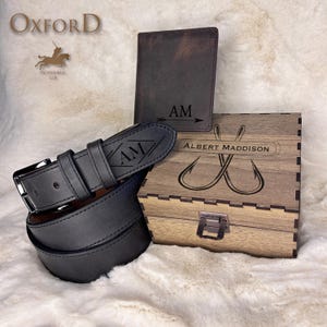 VERJAARDAGSCADEAU ECHTGENOOT, handgemaakte aangepaste riem met houten kist, gegraveerde leren riem, leren riem gepersonaliseerde kwaliteit, Vaderdagcadeau