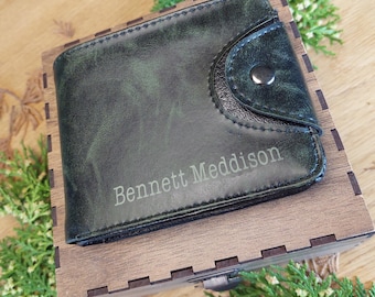 Cartera de piel vegana con monograma, regalo grabado para él