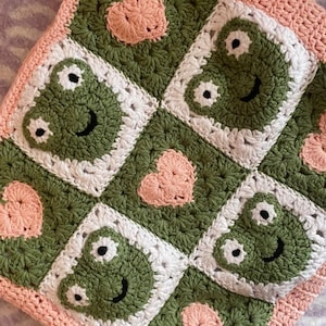 Froggie crochet bag, frog bag, Ribbit bag, crochet purse, kawaii