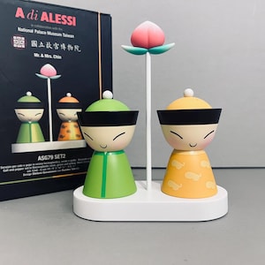 alessi salt, pepper shakers designed by giovannoni