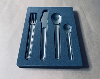 noritake cutlery set designed by newson for qantas