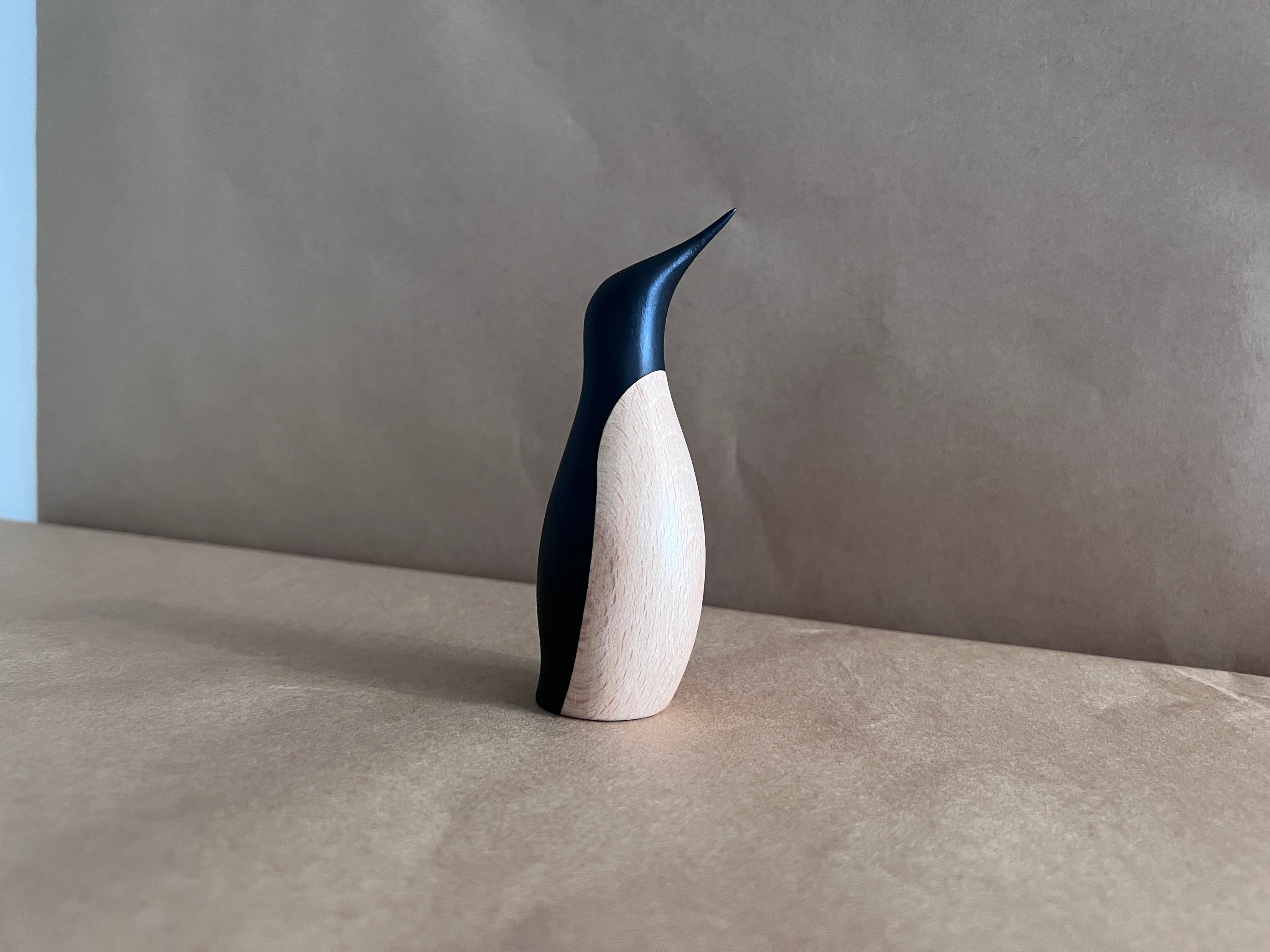 置物 ARCHITECTMADE PENGUIN SMALL Architectmade Penguin Mini in Beechwood | Designed by Bunde