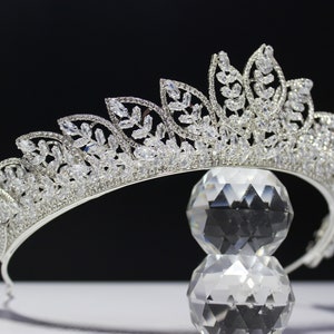 Swarovski Zircon Bridal Tiara. Princess Tiara, Wedding Tiara, Crystal Tiara, Bridal Headpiece, Bridal Headband, Tiara For Women, Tiara.