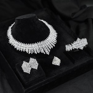 Swarovski Crystal Wedding Jewelry Set For Bride. Bridal Necklace, Wedding Jewelry Set, Silver Jewelry Set, Bridal Jewelry Set, Wedding gifts