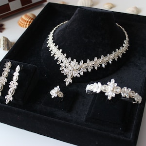 Wedding Jewelry For Brides Set. Bridal Jewelry Set, Wedding Jewelry Set, Bride Jewelry Set, Bridal Necklace, Silver Swarowski Set.