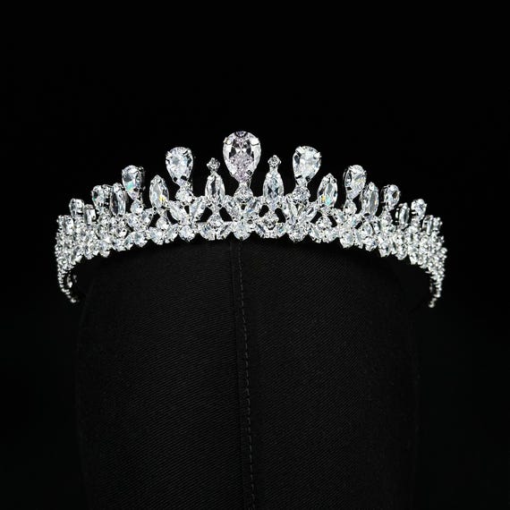Handmade Silver Crystal Diadem with Teardrop Design Yunliwuli Wedding Bridal Headband for Brides, Crystal  main image 2