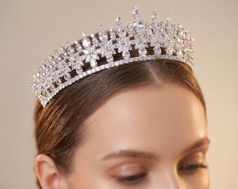 Luxury Bridal Tiara – Swarovski Zircon Crystal Wedding Crown, Elegant Handmade Headpiece for Brides