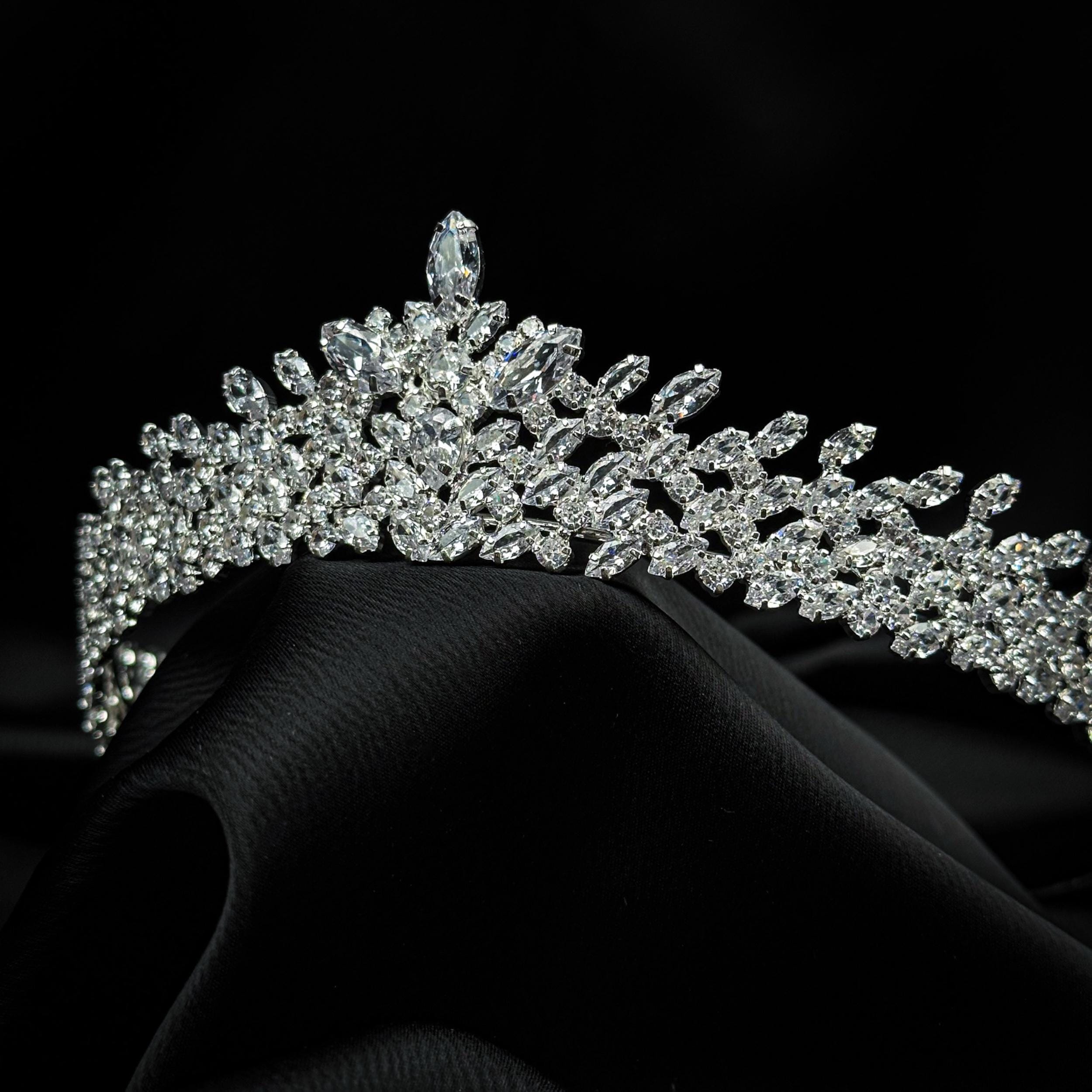 Luxury Crystal Bridal Tiara – Handmade Zircon Wedding Crown 