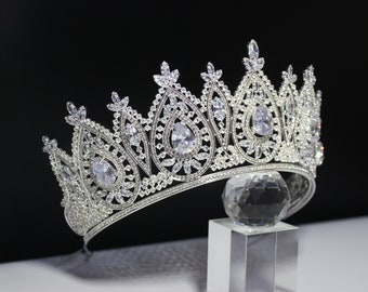 Silver Zircon Bridal Crown, Crystal Wedding Tiara, Quinceanera Tiara, Bridal Headpiece, Wedding Crown, Tiara For Women, Tiaras, Swarovski.