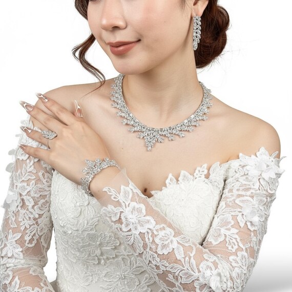 Produktbild von Adela´s Paar Creolen Damen Goldschmuck, Mt Zrkona Goldschmuck Für