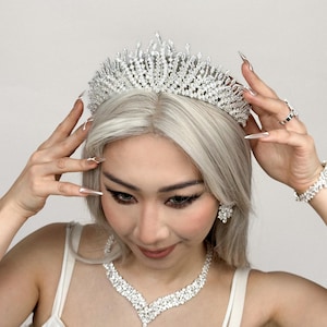 Luxury Crystal Bridal Tiara, Handmade Wedding Crown for Bride, Silver Zircon Headpiece, Elegant Princess Tiara