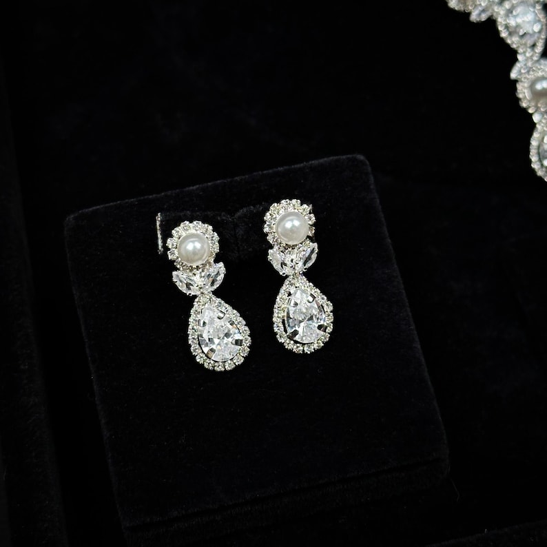 Wedding Jewelry Set – Pearl & Zircon Bridal Necklace, Earrings, Bracelet, Ring image 4