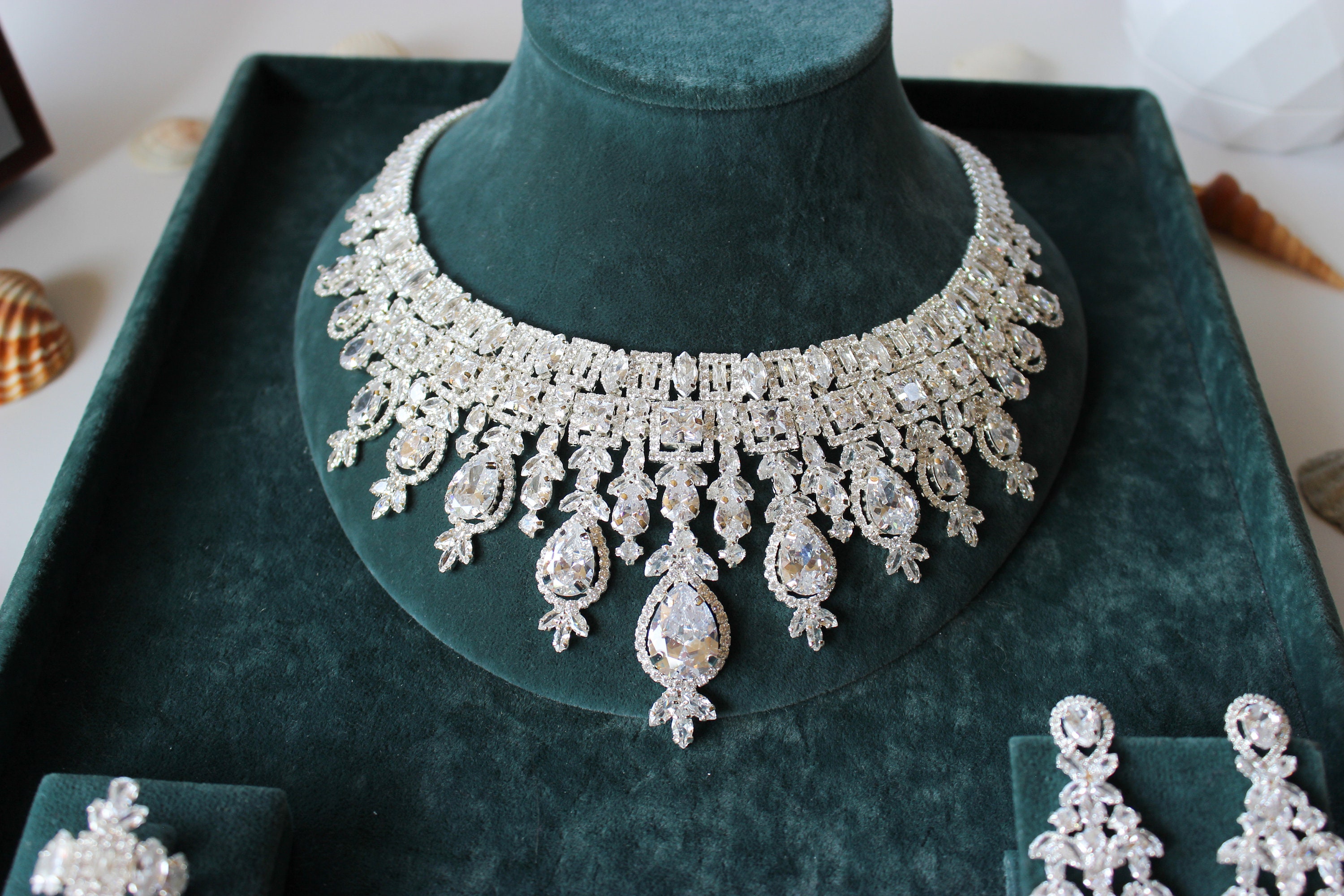 Sparkly Zircon Crystal Bridal Necklace & Earring Set – Wedding Jewelry for Women