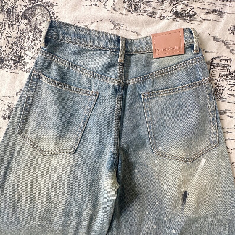Paint splattered mid rise men's jeans