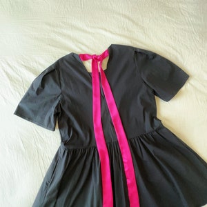 Hot Pink Silky Self-Tie Collar Puff Sleeves Relaxed Short Dress Black A-line Contrasting Dress