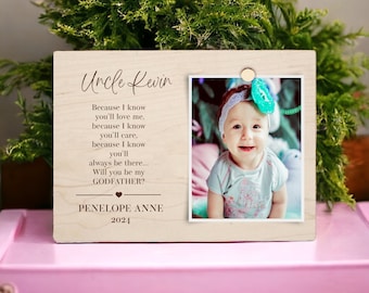 Cadeau parrain personnalisé : cadre photo en bois gravé