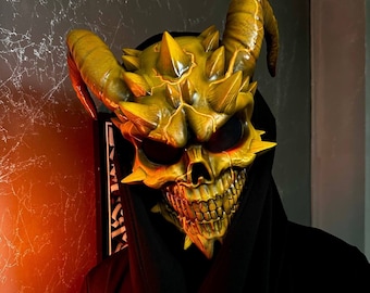 Wearable Death Wish Skull Mask With Horns | Payday 2 Infamy