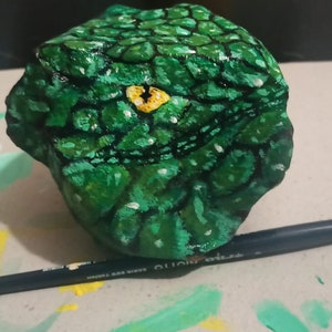 Snake stone