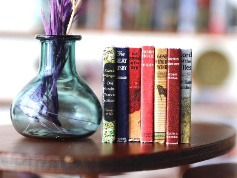 Printable Classic Books Collection 32 Miniature Book Covers Set for Dollhouses Scale: 1/12 image 2