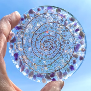 Water and Healing Crystals Charging Plate, Crystalline Coaster with Amethyst, Rose Quartz Crystal and Copper, Handmade To Order
