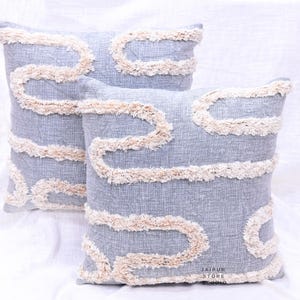 Copricuscino decorativo, motivo a onde trapuntate, grigio e crema, 18x18 pollici, set da 2, saldi di Pasqua