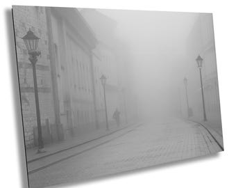Calle con niebla en Cracovia, Polonia, fotografía en blanco y negro, arte minimalista, fotografía de bellas artes, idea de diseño de decoración del hogar, regalo para ella